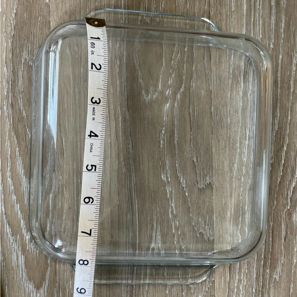 Pyrex Square Glass Baking Dish - Picture 5 of 7